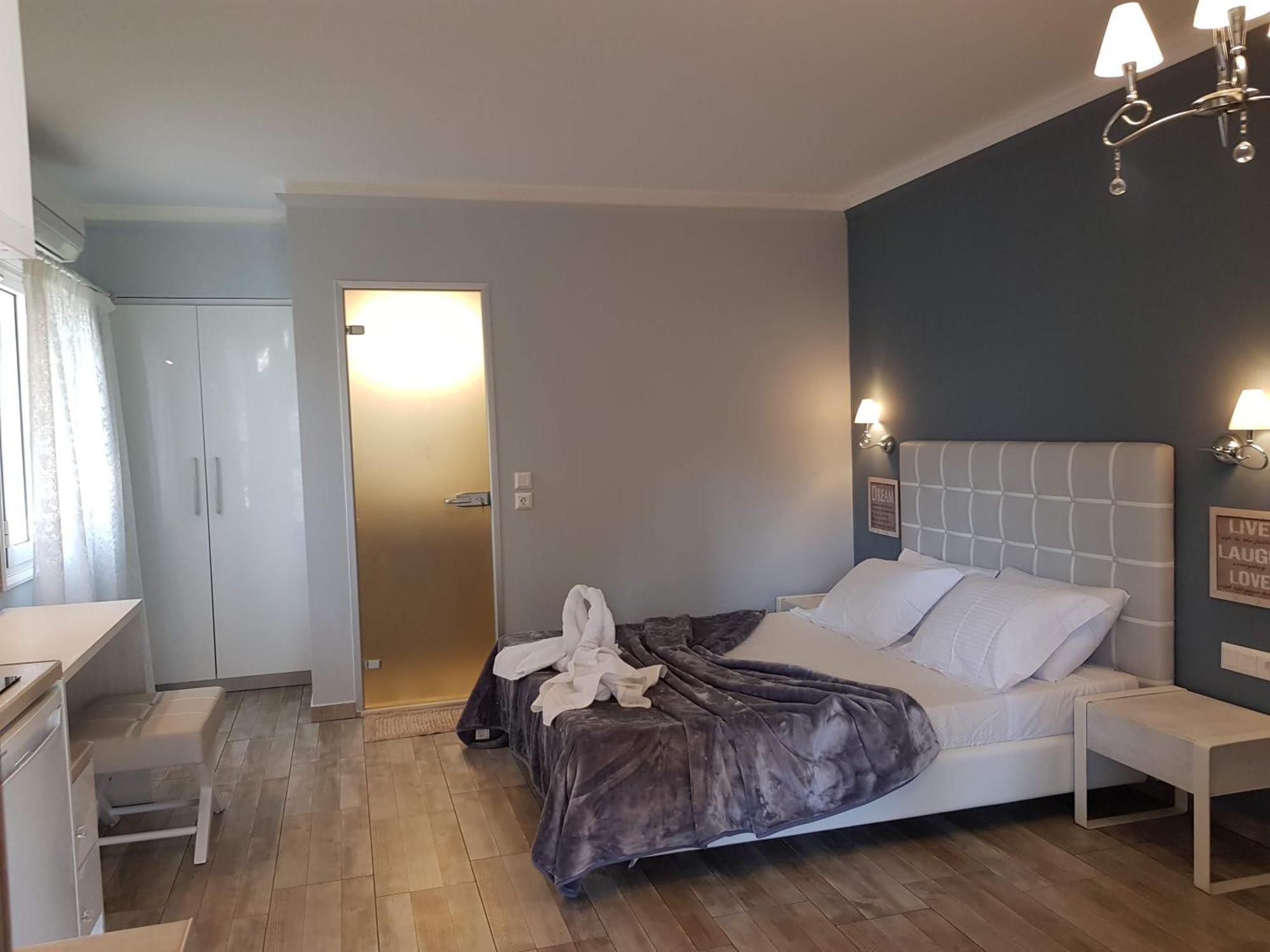 Sekreto - "S" Maisonettes & Studios Adults Only Parga Bagian luar foto