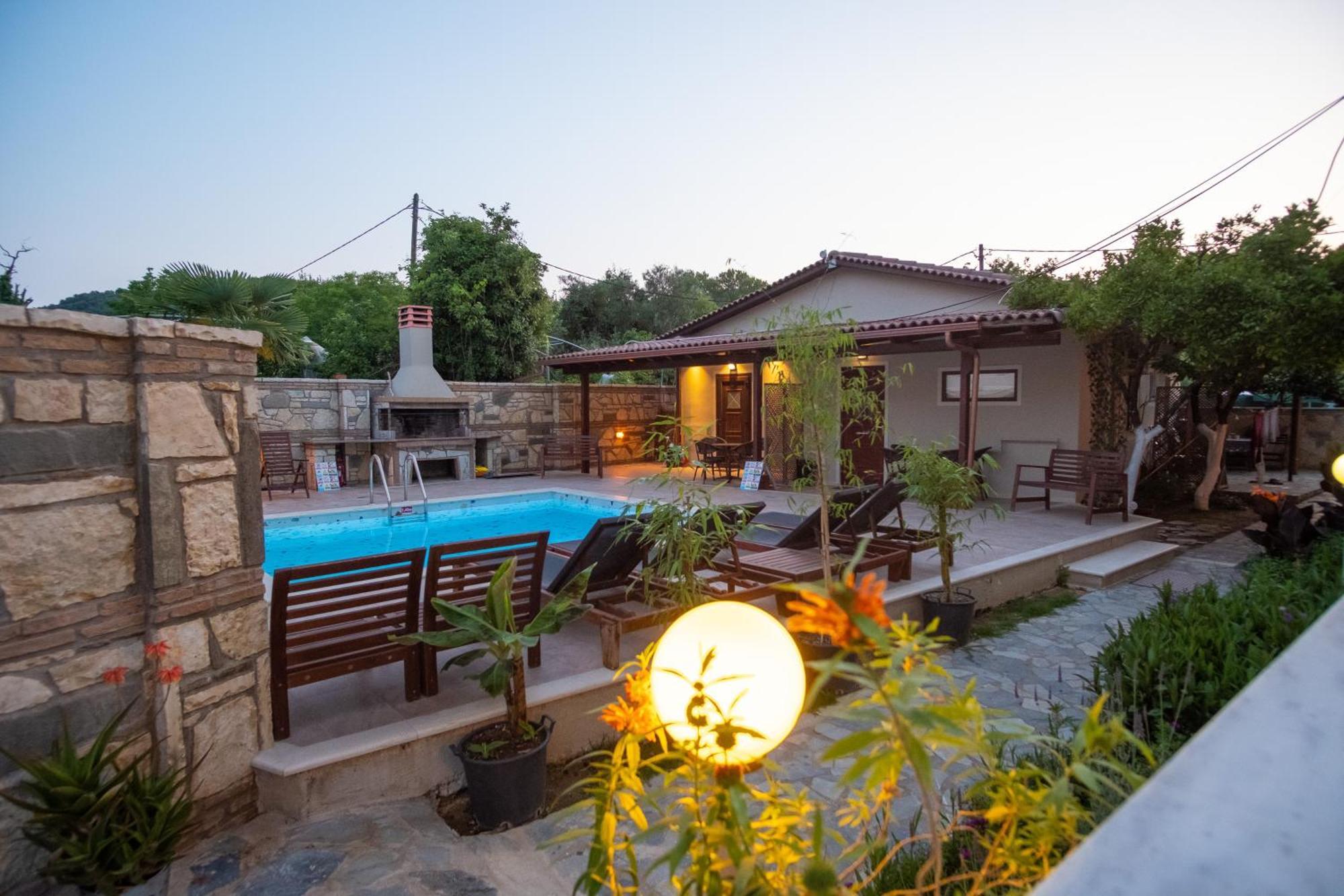 Sekreto - "S" Maisonettes & Studios Adults Only Parga Bagian luar foto