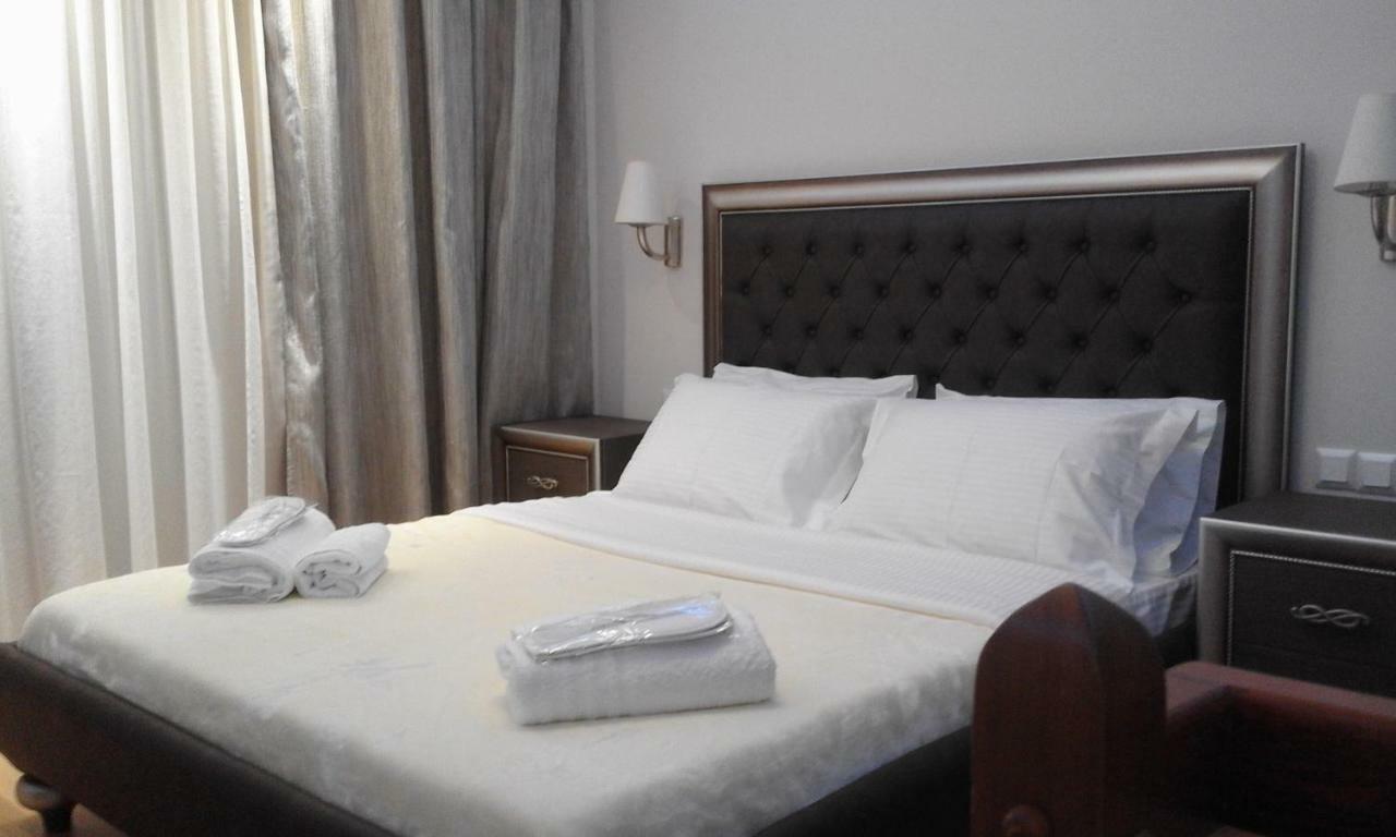 Sekreto - "S" Maisonettes & Studios Adults Only Parga Bagian luar foto