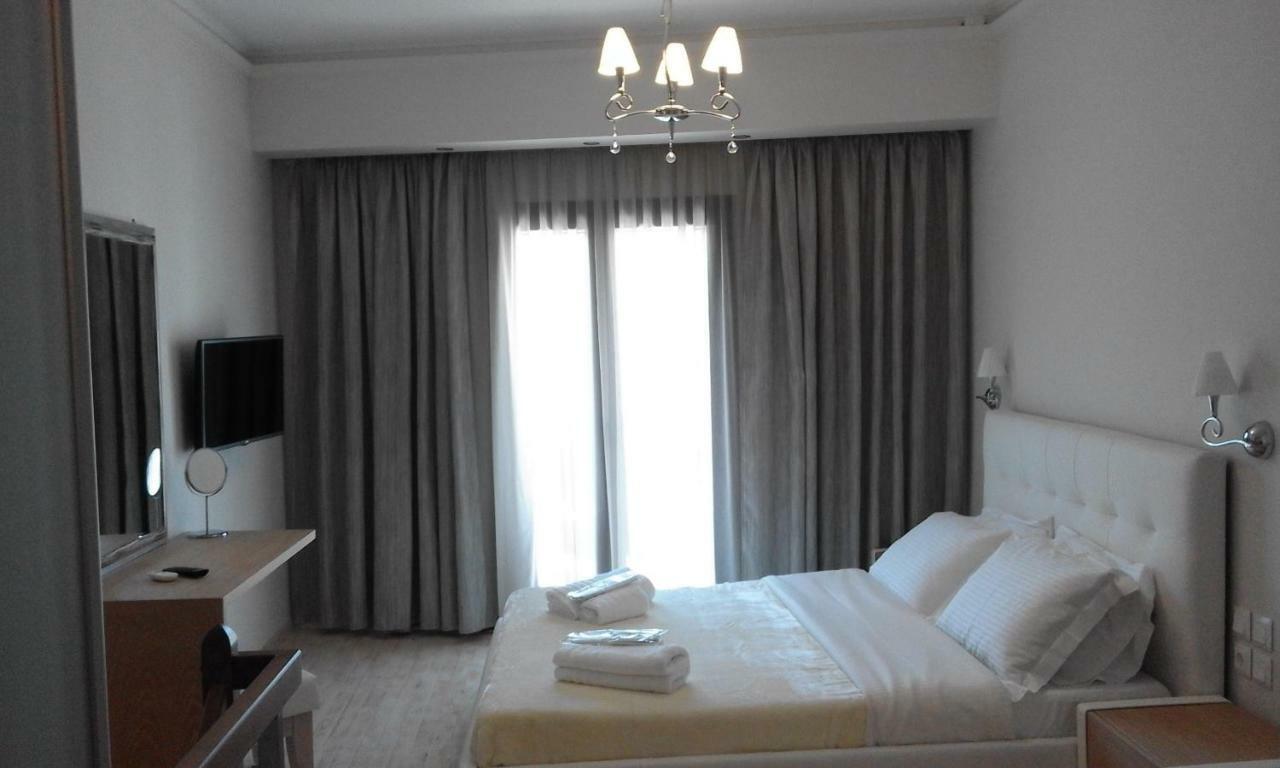 Sekreto - "S" Maisonettes & Studios Adults Only Parga Bagian luar foto