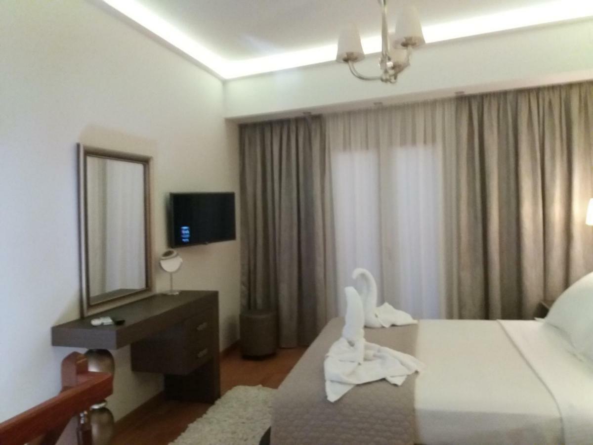 Sekreto - "S" Maisonettes & Studios Adults Only Parga Bagian luar foto